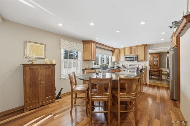 146 Bridle Path, Amherst, NY 14221