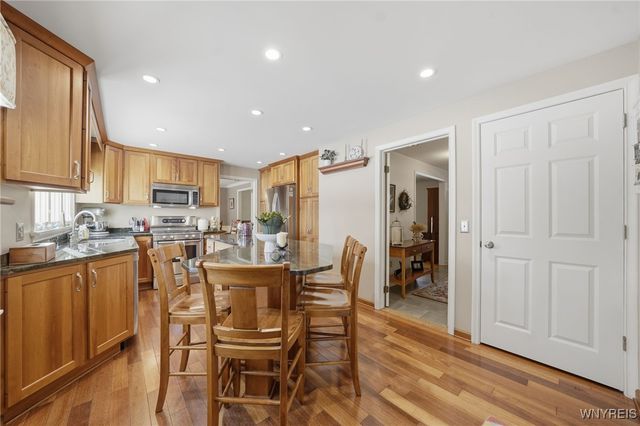 146 Bridle Path, Amherst, NY 14221