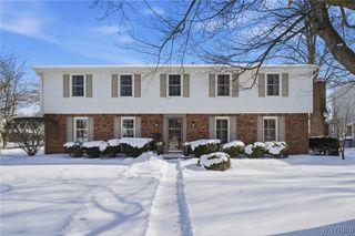 146 Bridle Path, Amherst, NY 14221