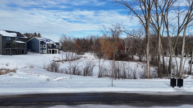 730 Ensconced Way, Chaska, MN 55318