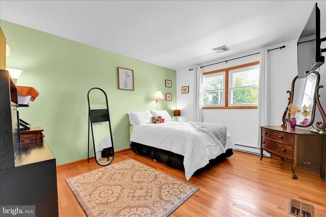 623 W PINE ST, Palmyra, PA 17078