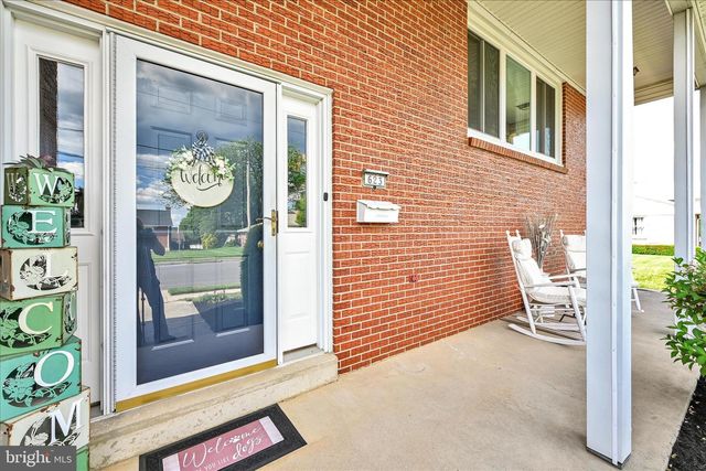 623 W PINE ST, Palmyra, PA 17078