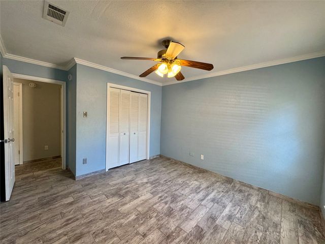 3104 Sugar Street, Bedford, TX 76021
