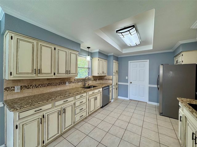 3104 Sugar Street, Bedford, TX 76021