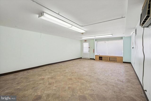 928 FOX CHASE RD, Jenkintown, PA 19046