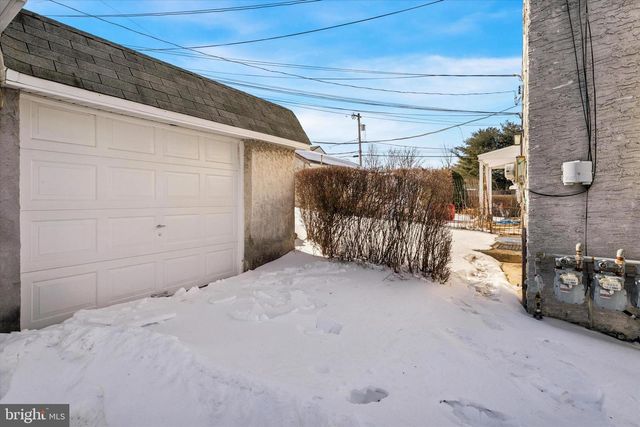 928 FOX CHASE RD, Jenkintown, PA 19046