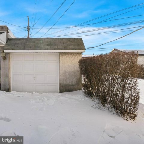 928 FOX CHASE RD, Jenkintown, PA 19046