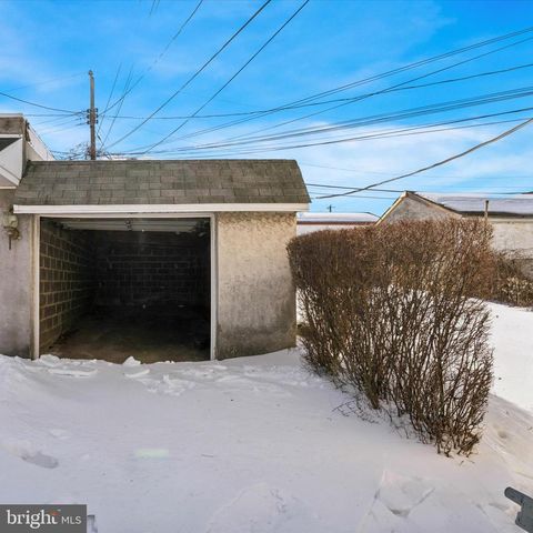 928 FOX CHASE RD, Jenkintown, PA 19046