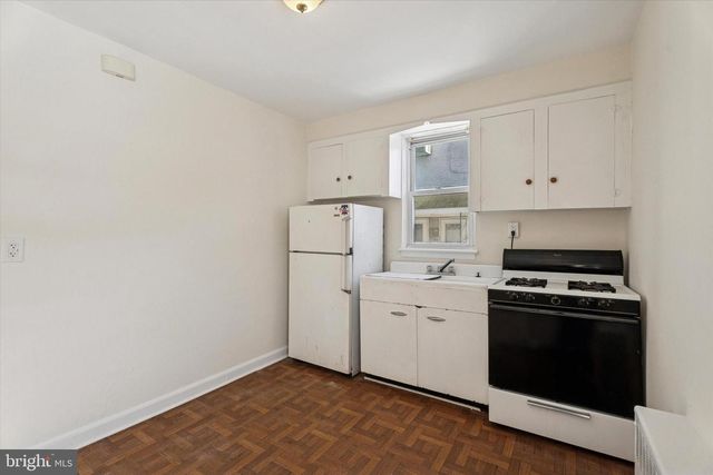 928 FOX CHASE RD, Jenkintown, PA 19046