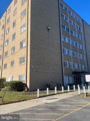 9250 EDWARDS WAY #404-A, Hyattsville, MD 20783