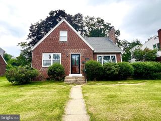 3204 MEADOW LN, Harrisburg, PA 17109