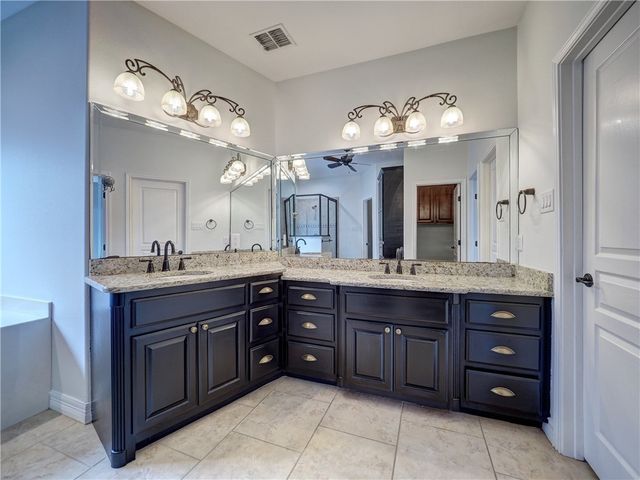6134 Strasbourg Dr, Corpus Christi, TX 78414