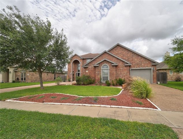 6134 Strasbourg Dr, Corpus Christi, TX 78414