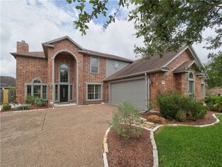 6134 Strasbourg Dr, Corpus Christi, TX 78414