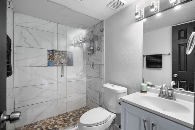 9923 Hustead Street, Dallas, TX 75217