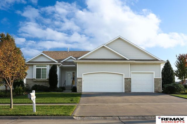 2725 Hoy Street, Lincoln, NE 68516