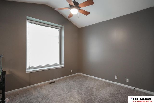 2725 Hoy Street, Lincoln, NE 68516