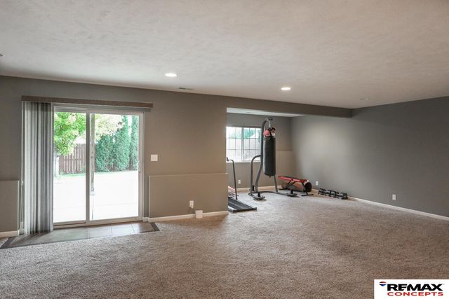 2725 Hoy Street, Lincoln, NE 68516