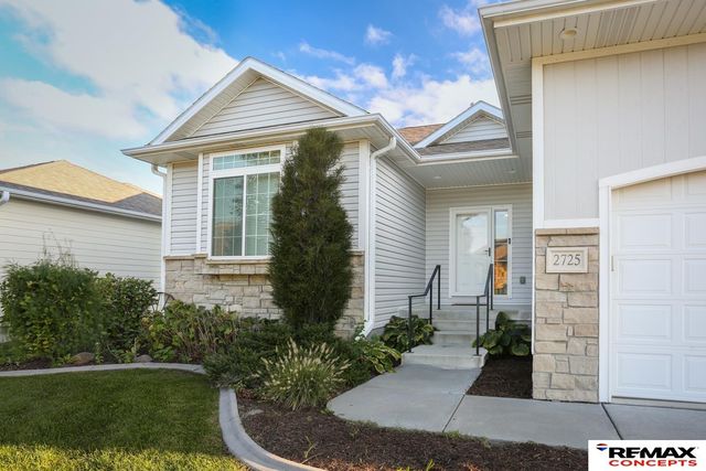 2725 Hoy Street, Lincoln, NE 68516