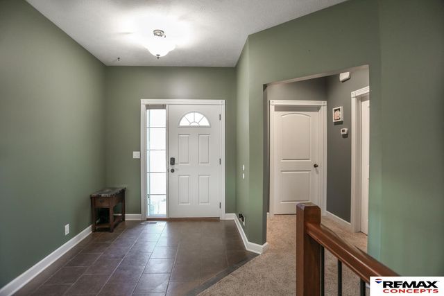 2725 Hoy Street, Lincoln, NE 68516
