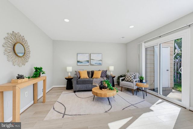8453 DIABLO CT, Alexandria, VA 22309