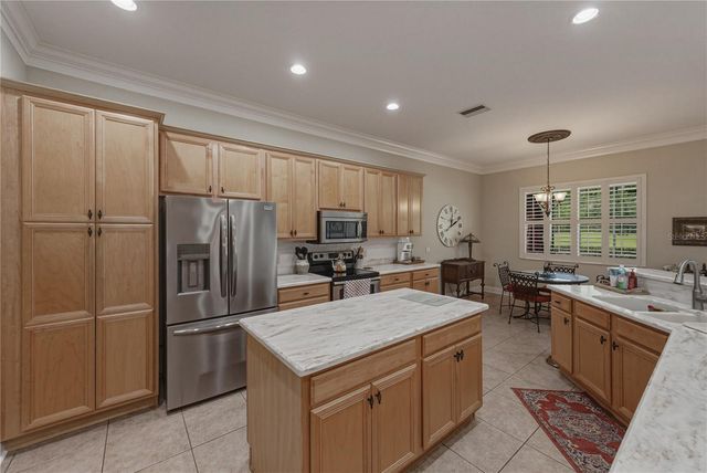 4032 DUNMORE DRIVE, Lake Wales, FL 33859