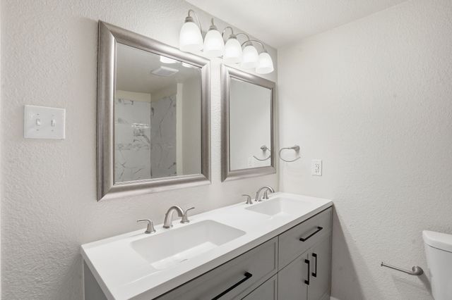 2421 Johnson Street, Fort Worth, TX 76105