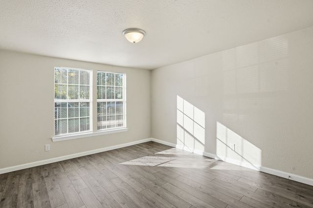 2421 Johnson Street, Fort Worth, TX 76105