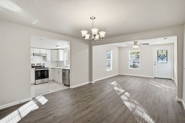 2421 Johnson Street, Fort Worth, TX 76105