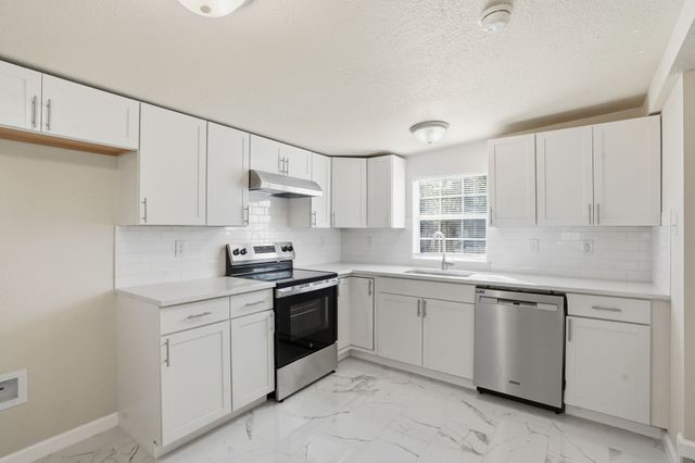 2421 Johnson Street, Fort Worth, TX 76105