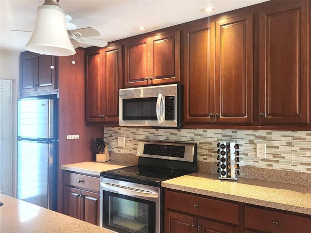 105 NE 19th Avenue 250, Deerfield Beach, FL 33441