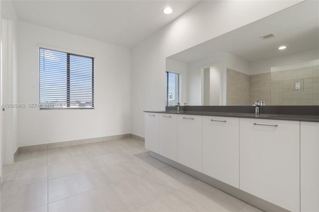 2391 SW 123rd Terrace, Davie, FL 33325