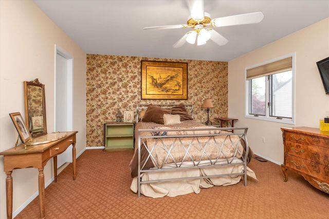 1930 Sunrise Highway 34, Merrick, NY 11566