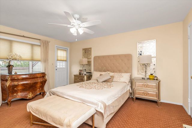 1930 Sunrise Highway 34, Merrick, NY 11566