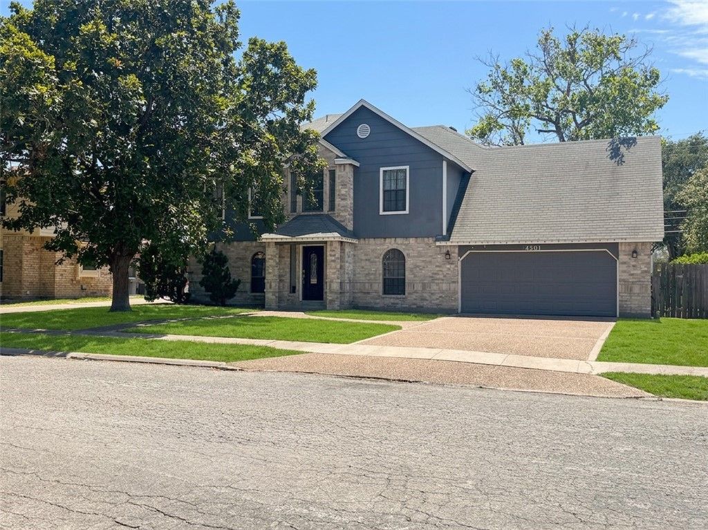 4501 Silver Hollow Dr, Corpus Christi, TX 78413 — exterior