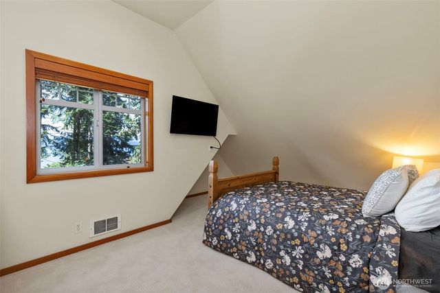 2580 NW Canal View Way, Poulsbo, WA 98370