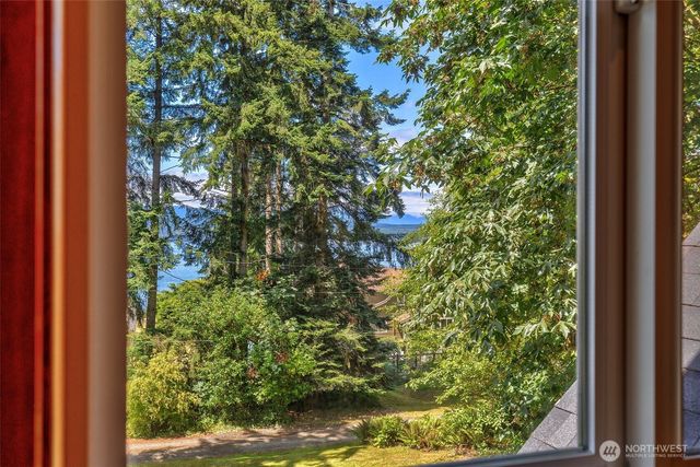 2580 NW Canal View Way, Poulsbo, WA 98370
