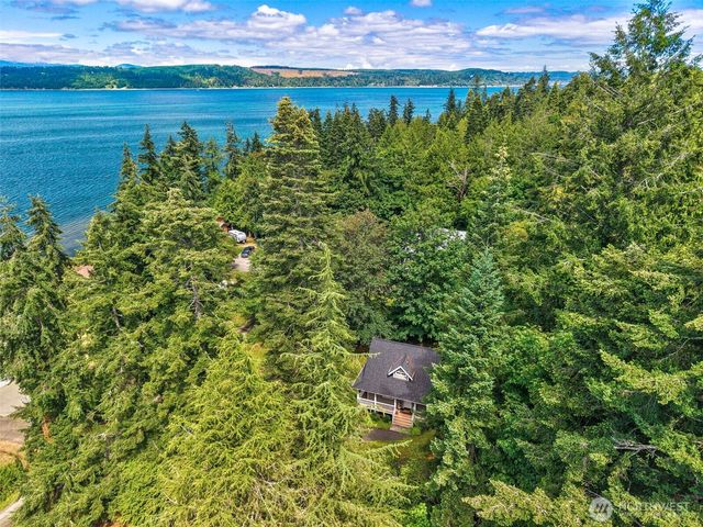 2580 NW Canal View Way, Poulsbo, WA 98370