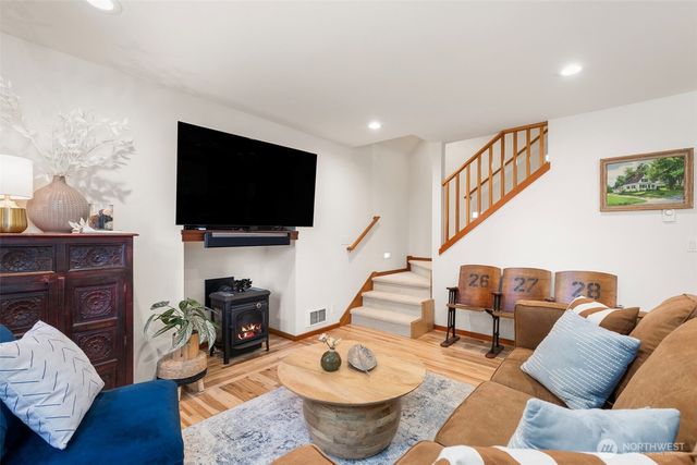 2580 NW Canal View Way, Poulsbo, WA 98370