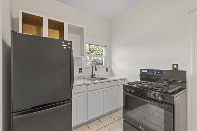 1756 Lafayette Boulevard, Lincoln Park City, MI 48146