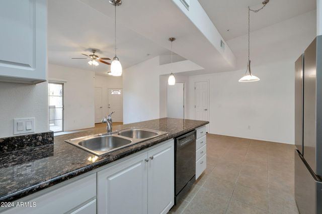 10136 E SOUTHERN Avenue 3075, Mesa, AZ 85209