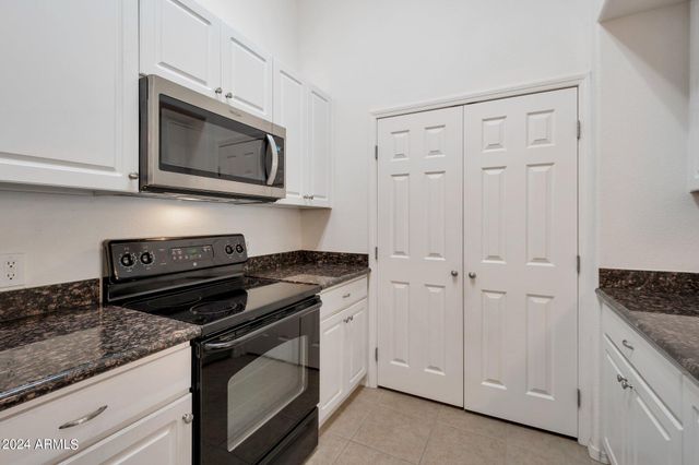 10136 E SOUTHERN Avenue 3075, Mesa, AZ 85209