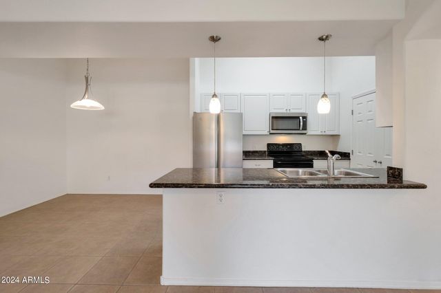 10136 E SOUTHERN Avenue 3075, Mesa, AZ 85209