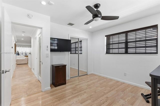 2485 NE 214th Street, Miami, FL 33180
