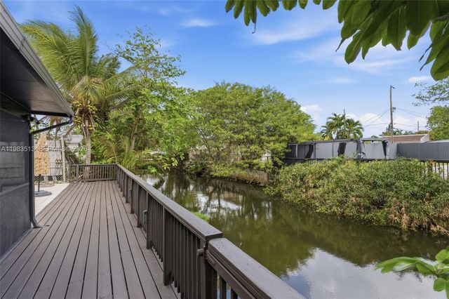 2485 NE 214th Street, Miami, FL 33180