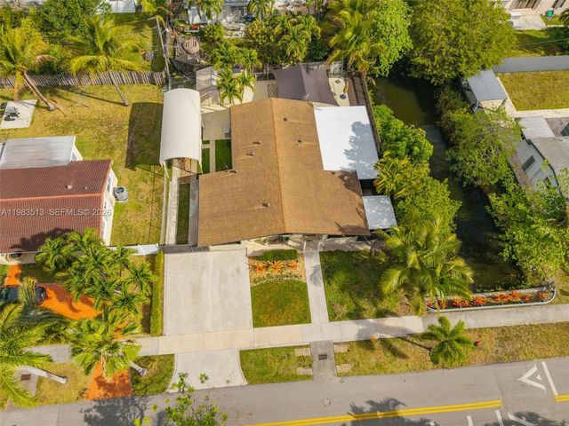 2485 NE 214th Street, Miami, FL 33180