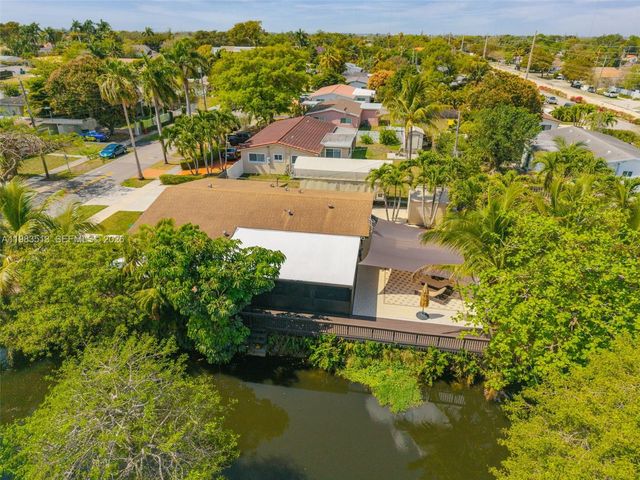 2485 NE 214th Street, Miami, FL 33180