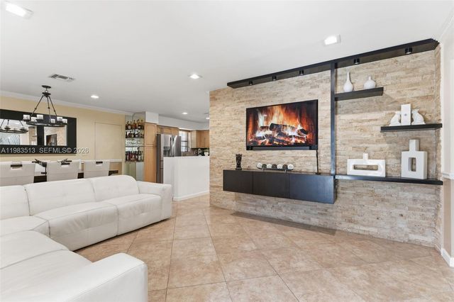 2485 NE 214th Street, Miami, FL 33180