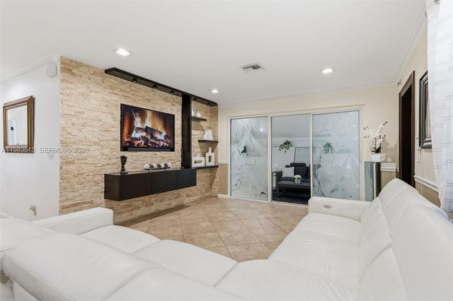 2485 NE 214th Street, Miami, FL 33180