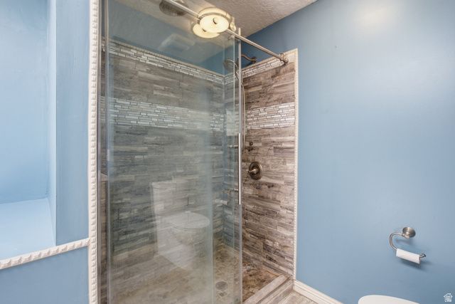 1016 N 325 W, Harrisville, UT 84404